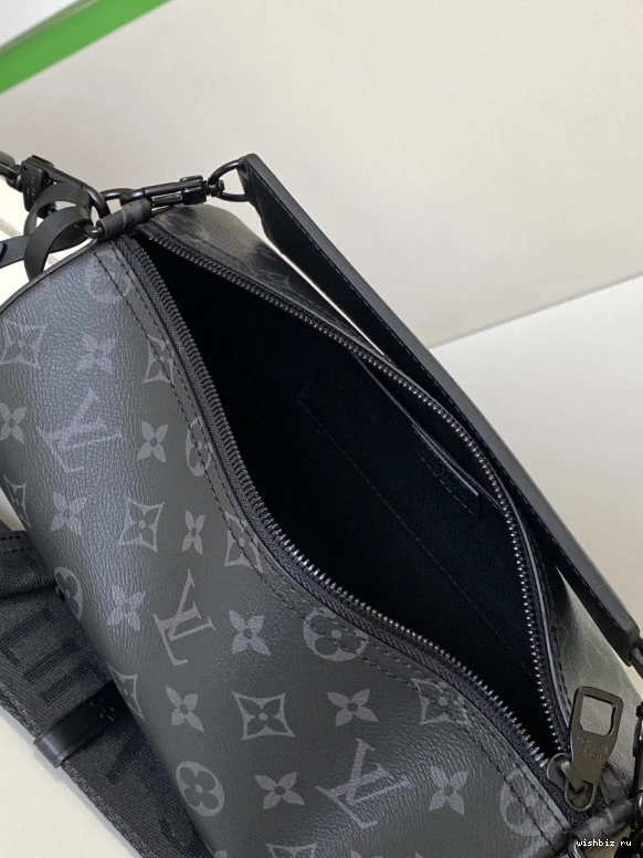WIS PM Polochon LOUIS VUITTON Soft 0726